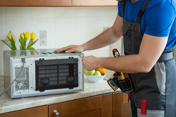 Microwave Repair Costs in 2025